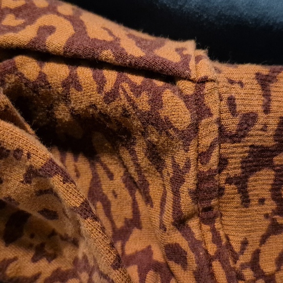 Athleta Purple Burgundy Leopard Print Balance Hoodie Size L - Picture 6 of 6